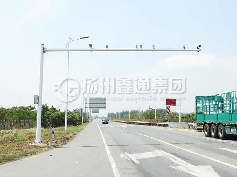 DJG-002，電子警察桿，闖紅燈抓拍桿