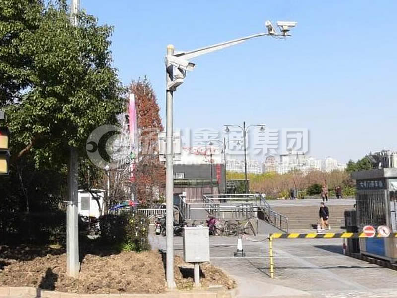 DJG-024，電子警察桿，治安監(jiān)控桿