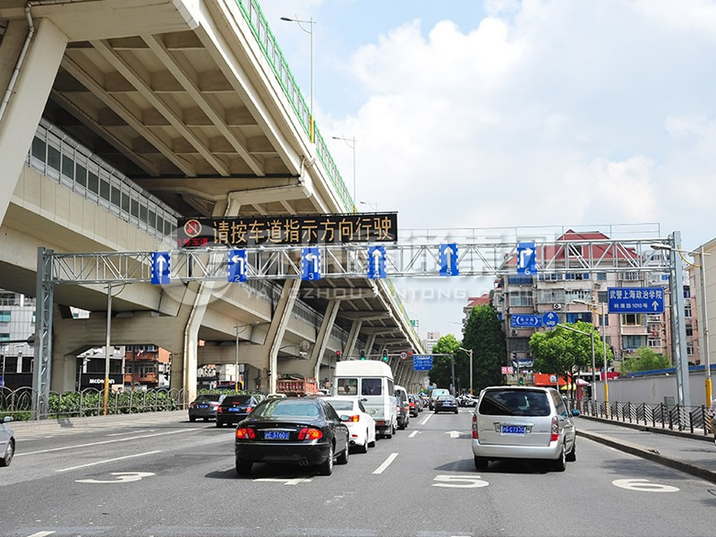 LMJ-034，車道標志牌龍門架