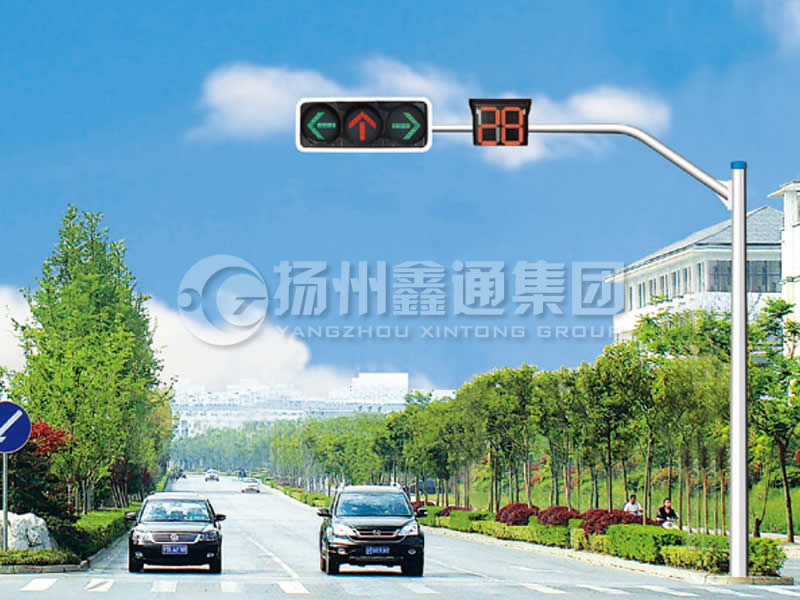 XHDG-008，八棱彎臂信號(hào)燈桿