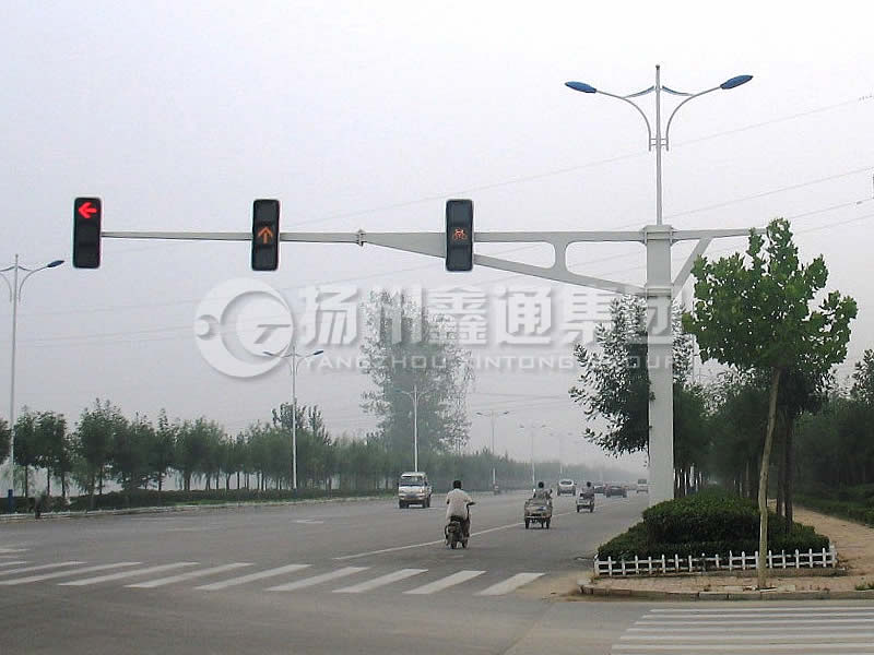 XHDG-042，方桿信號燈桿