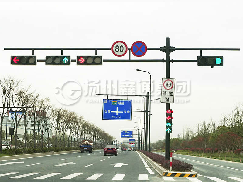 XHDG-056，F(xiàn)型雙臂信號(hào)燈桿，杭州信號(hào)燈桿