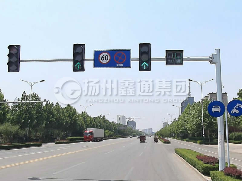 XHDG-060，八棱懸臂信號(hào)燈桿